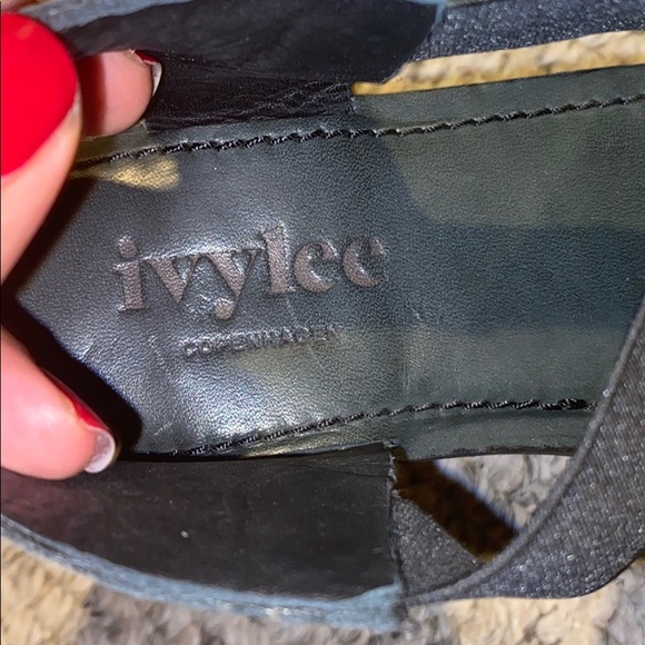 Luxury brand sandal - Picture 7 of 8